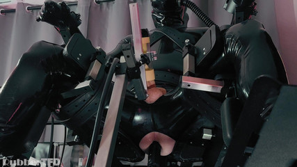 RubberTFD: Machines Attached Return [pp Training]