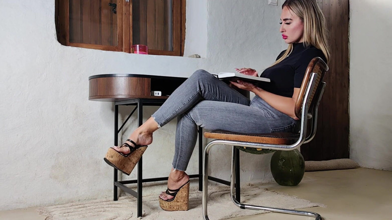 Goddess Lena: Hot Wedges
