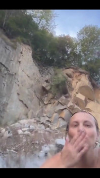 Sputo dalla finestra della macchina