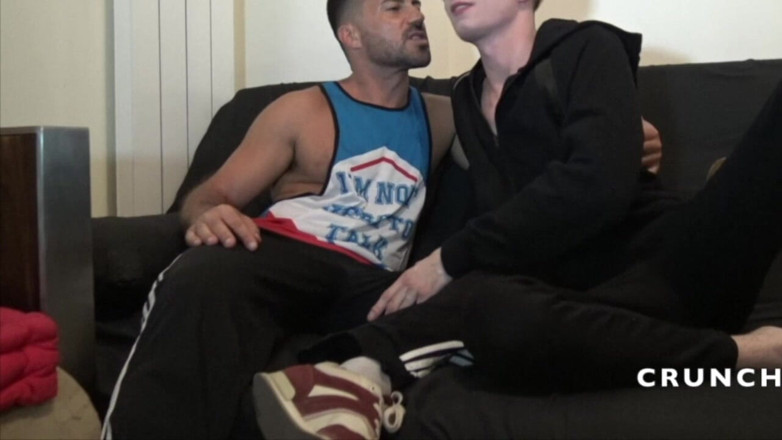 When straights boys fuck their gay friends: Twinkf a pelo por msucle straight boy