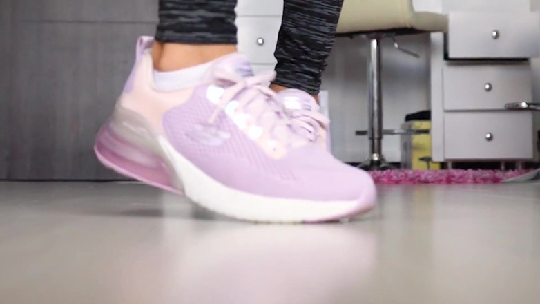 ASHLEYHAROLDSW: Fetish footjob dan sockjob. Crot di kaki