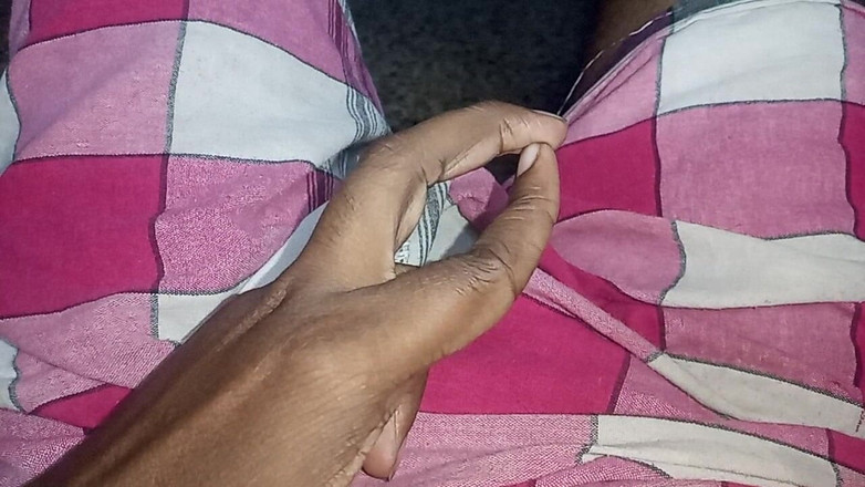 Hungry cliff: Indian Boy Sucking Wife Pussy Hole