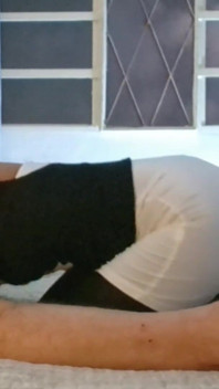 MILF with a Gorgeous Body Gives a Blowjob and Cums in Her Mouth