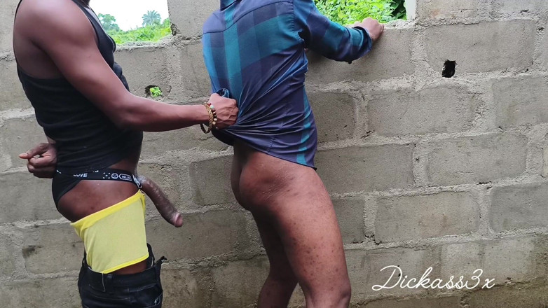 Dickass3x: 立ったままあの大きくてアフリカのぽっちゃり女に絡む
