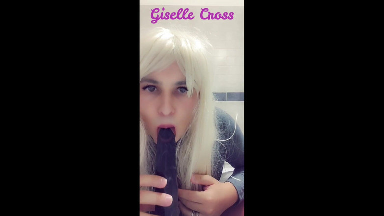 Giselle Cross: Entrenamiento de bbc con consolador de garganta profunda