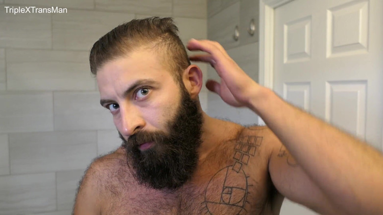 TripleXTransMan: Saçımı boşaltıyor