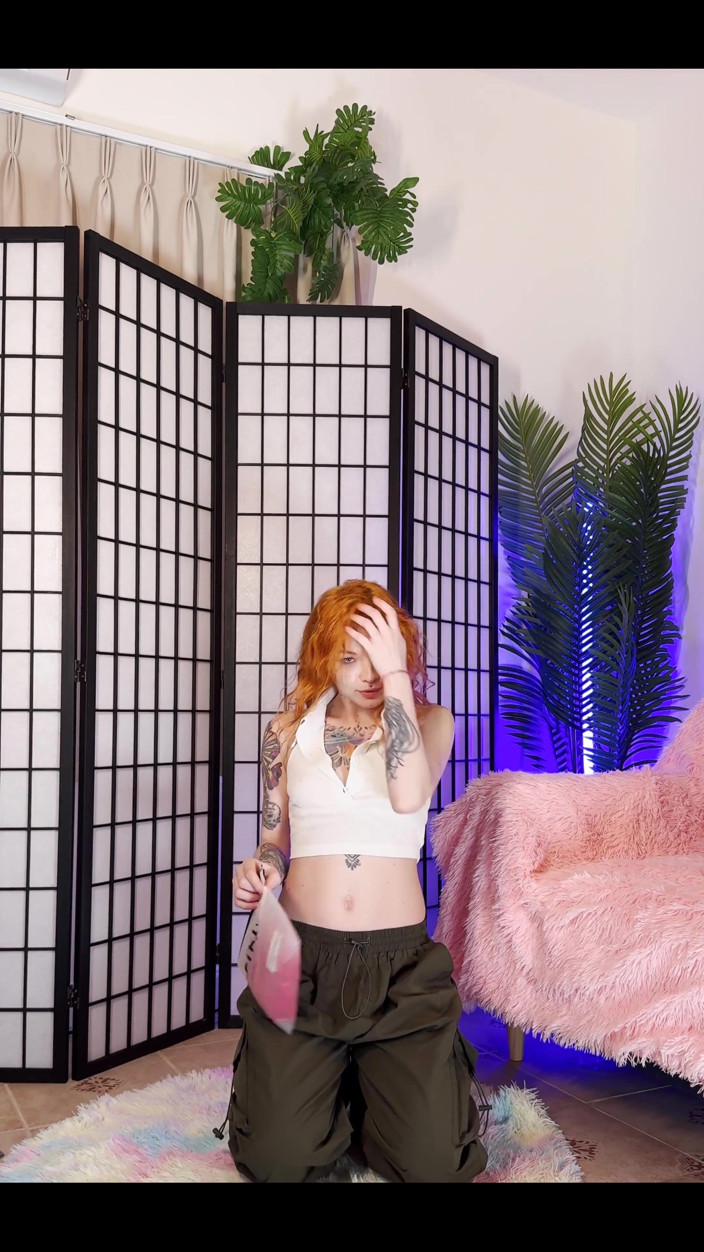 Karneli Bandi: Try on Haul Erotic and Sexy
