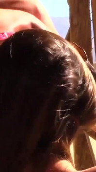 Tight fitta MILF Sofie Marie knullade doggy efter het bj - INGET LJUD
