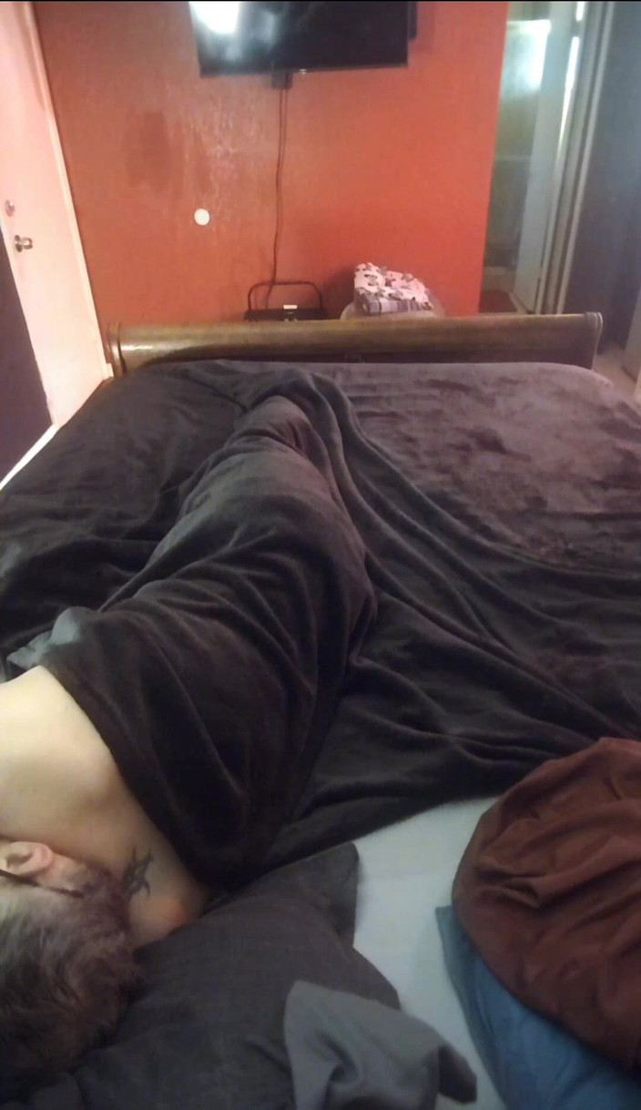 Bombstick and Trouble: Mi-am petrecut toată ziua futând și sugând pula cu soția mea...