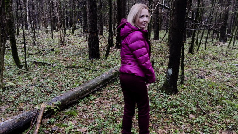 BarbaraXO: Outdoor blowjob and deepthroat in in the forest