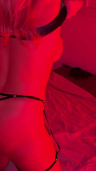 Yeni MILF Kız Arkadaşım Onu Yemeğe Götürmemi Istiyor Ama Önce Onu Sertçe Sevmemi Istiyor - Kadın Vip