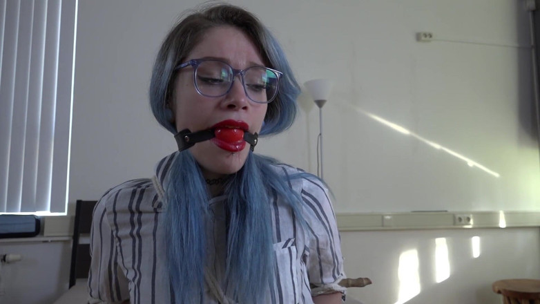 Restricting Ropes: Luna Grey - setiausaha disumbat bola