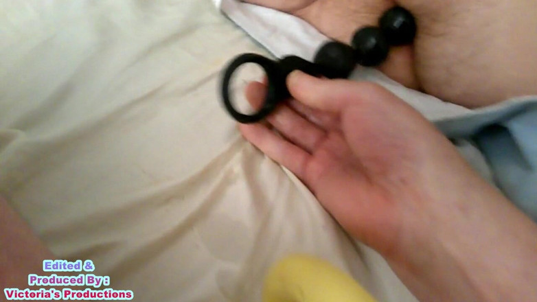 BBW nurse Vicki adventures with friends: 大玩具第一次尝试
