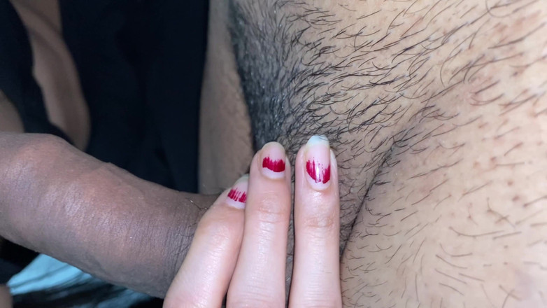 Desifilmy45: Riya verlichtte de moeheid van de baas, bracht de hele...