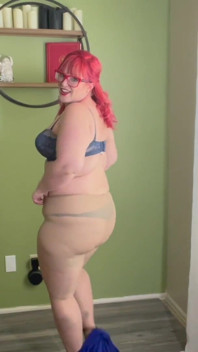 BBW in Nylons Strips Down and Jiggles Her Body