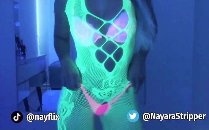 Nayflix: Neon-ballade! Habe ich mich nackt gemacht?