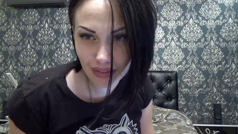 Goddess Misha Goldy: Mempermainkan orang mesum sepertimu