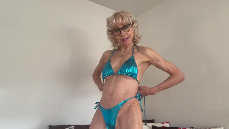 Deeliteful Jacy: Bond Girl