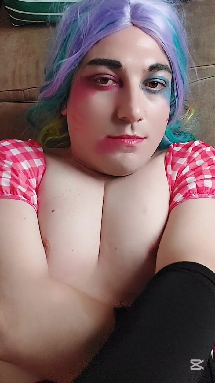 Kitty_Cross: Nejlepší výstřik, jaký jste kdy sledovali, bez rukou Roztomilá Ladyboy...