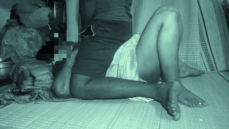 Priyanka314: Tamil fru är otrogen mot sin man