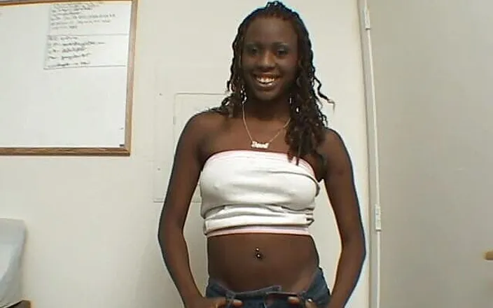 Radical Interracial: Hot Ebony Chick Sucks White Sausage