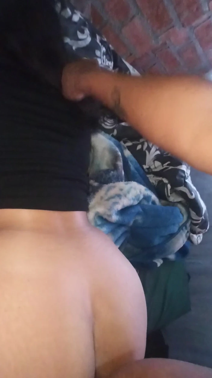 Eatrella j: The Viral Video of the Girl From Facebook