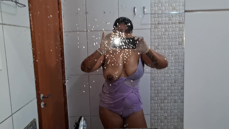 Casal Mattos: Puta en el baño: ¡Mi mujer se lució sudorosa y enseña...
