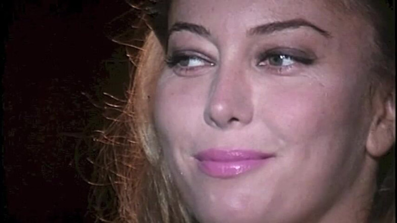 Inhonorof porn: Orgia nel Castello con Moana e Rocco e molte altre...