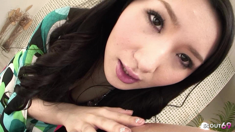 Asian porn collection: 의붓아버지에게 펠라를 주고 정액으로 뒤덮인 일본 십대 Ayana