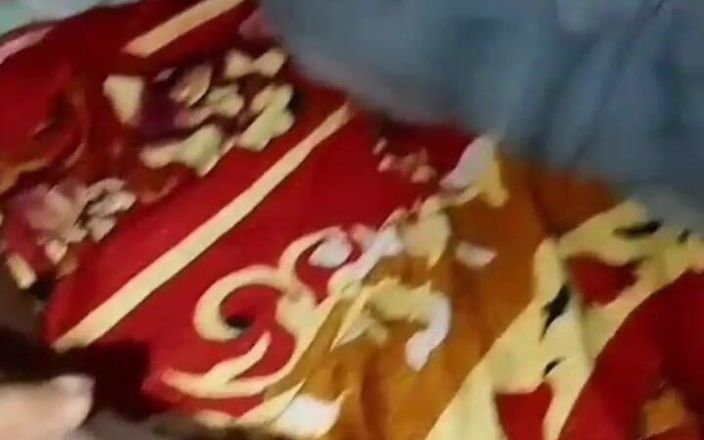 Local hard fucker: मैं और मेरी कुंवारी सौतेली बहन मेरे कमरे में हार्डकोर