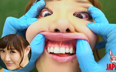 Japan Fetish Fusion: Facial Distortion: Lagu-lagu Seru dan Lesung Miko Komine