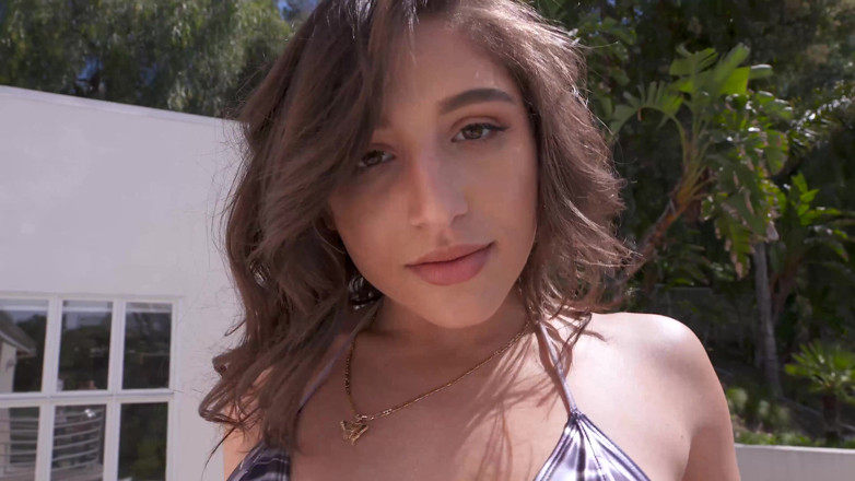 Jules Jordan: Abella Danger tiene su culo estirado por una gran polla...