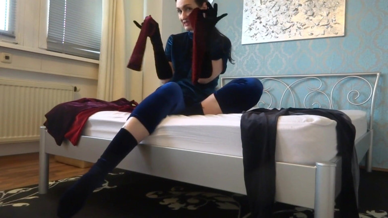 Lady Victoria Valente: Sexy sametová máma: můj narozeninový dárek pro tebe!
