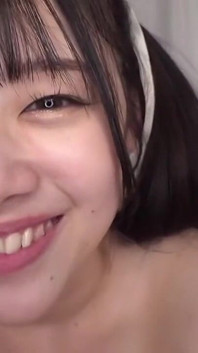 Bustylover Beauty Grins Through Her Kink, Embracing an Older Man’s Warm Finish - 2