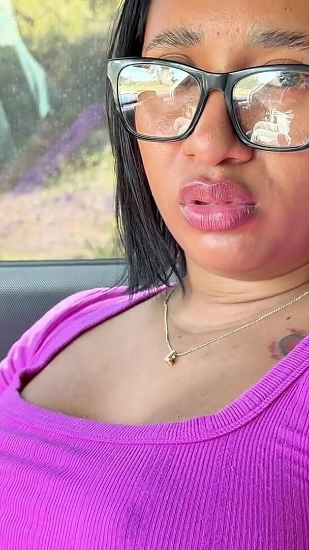 Sexy MILF Desperate for Money Gets Boned by Farmer - POV (Leyne rodriguez)