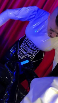 CBT and Facesitting the Gimp