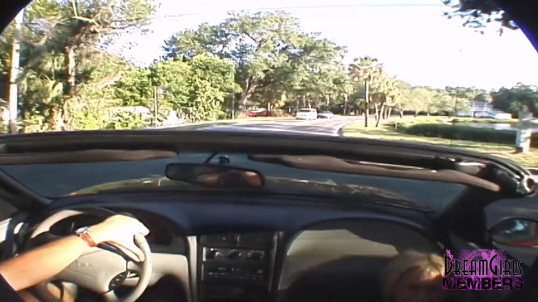 Dream Girls: I'm driving and shes cumming