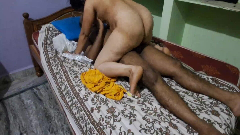 Sexy sindu: Ung indisk moster hardcore sex
