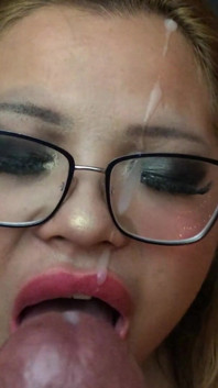Cum on Daisy
