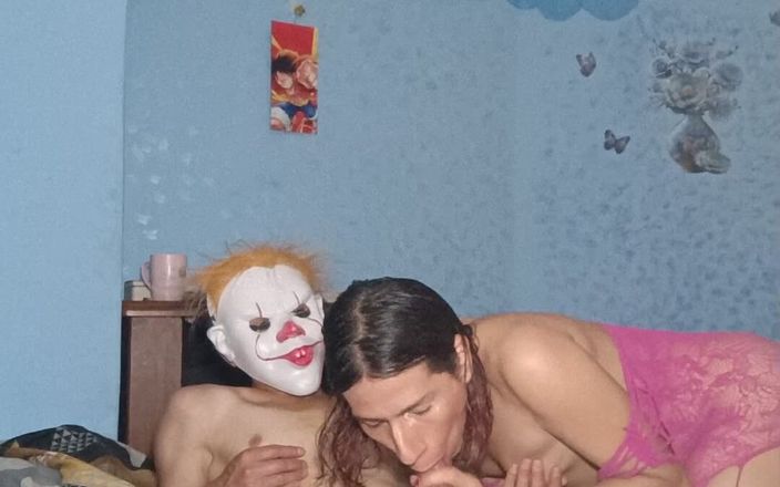 Femboy from Colombia: 这些动作非常性感地与我的继子