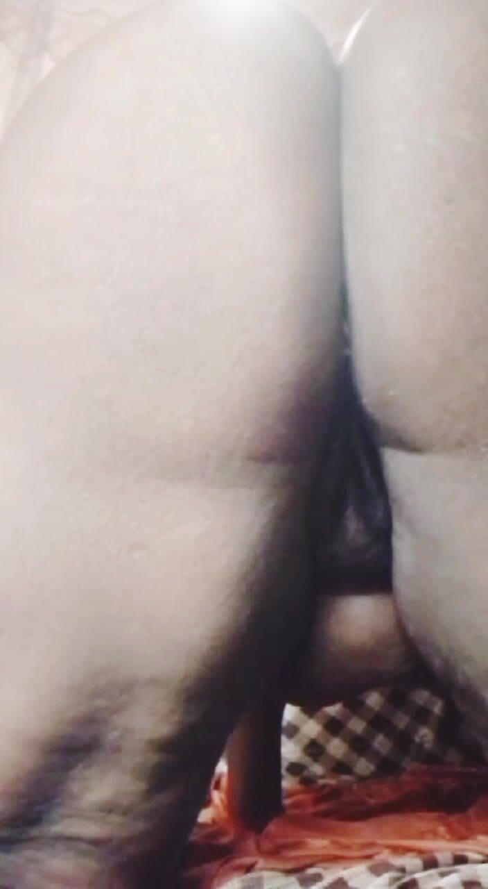 Bad boy studio: Người phụ nữ trưởng thành béo Kenyan lan truyền thủ...