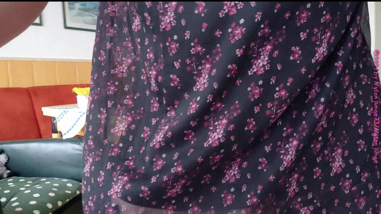 Carmen_Nylonjunge: 3부 - 휴가 중 아파트에서 즐기는 스타일링 2019 ** 드레스 **