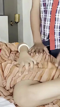 Мачеху с большими сиськами трахнул ее пасынок из колледжа
