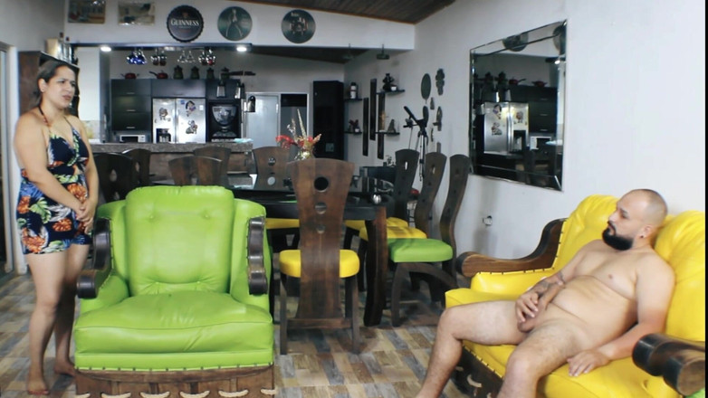 Jennifer Adams: Üvey anne orta yaşlı seksi kadın sana en tatlı tarafını...