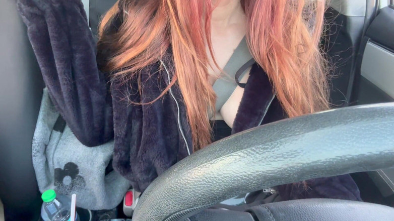 Artemisia Love: Autofahrt mit heißer geiler stiefmutter artemisia love, blank zu ziehen...