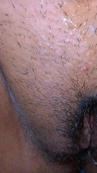 Vicino pervertito, ti scoperò la figa