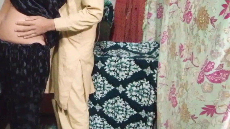 Abida pavreen: Seks videosu xxx tam açık