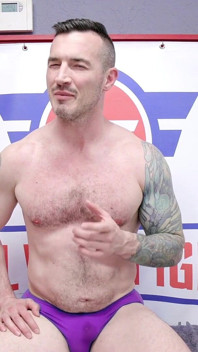 Victoria Voxxx Vs Derek Kage