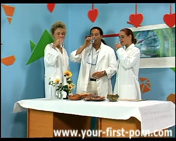 GERMAN PORN CLASSICS: Trest na vysoké škole ošetřovatelů, část 2 - Duke video - DVD