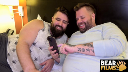 Bear Films: Bearfilms Bearded Bear Phoenix Ryan Barebacks Ty Brooks Asshole